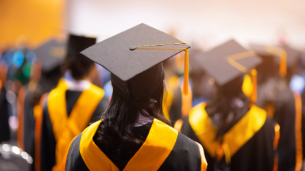 A university reporting on sustainability including employees commuting scope 3 emissions