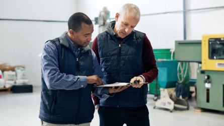 A financial institution reporting on sustainability including financed emisions in scope 3